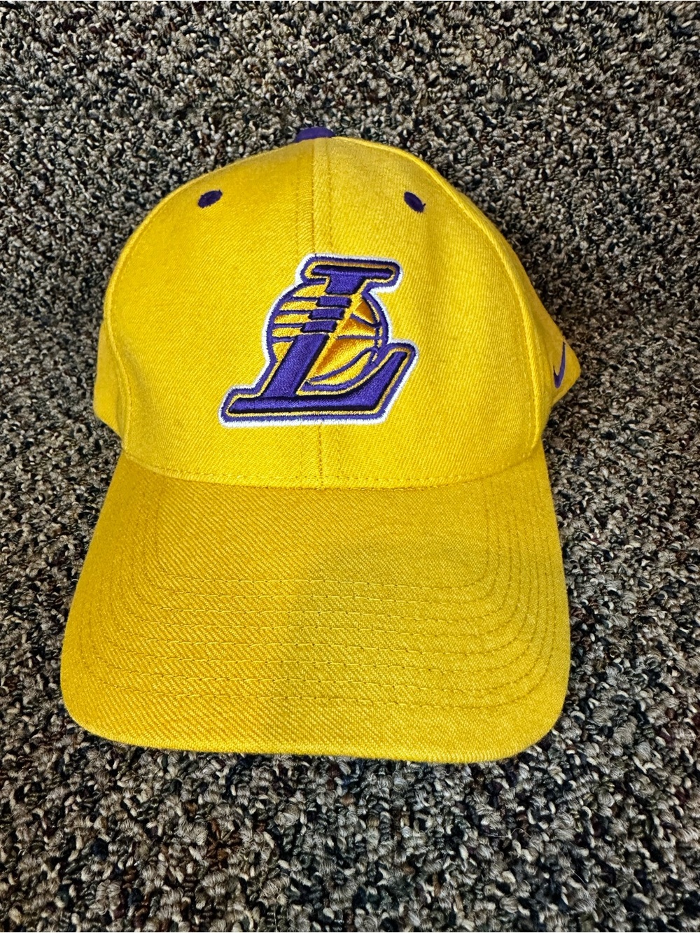 Vintage Nike Team Los Angeles Lakers Hat 100% Wool Gold Purple Adjustable